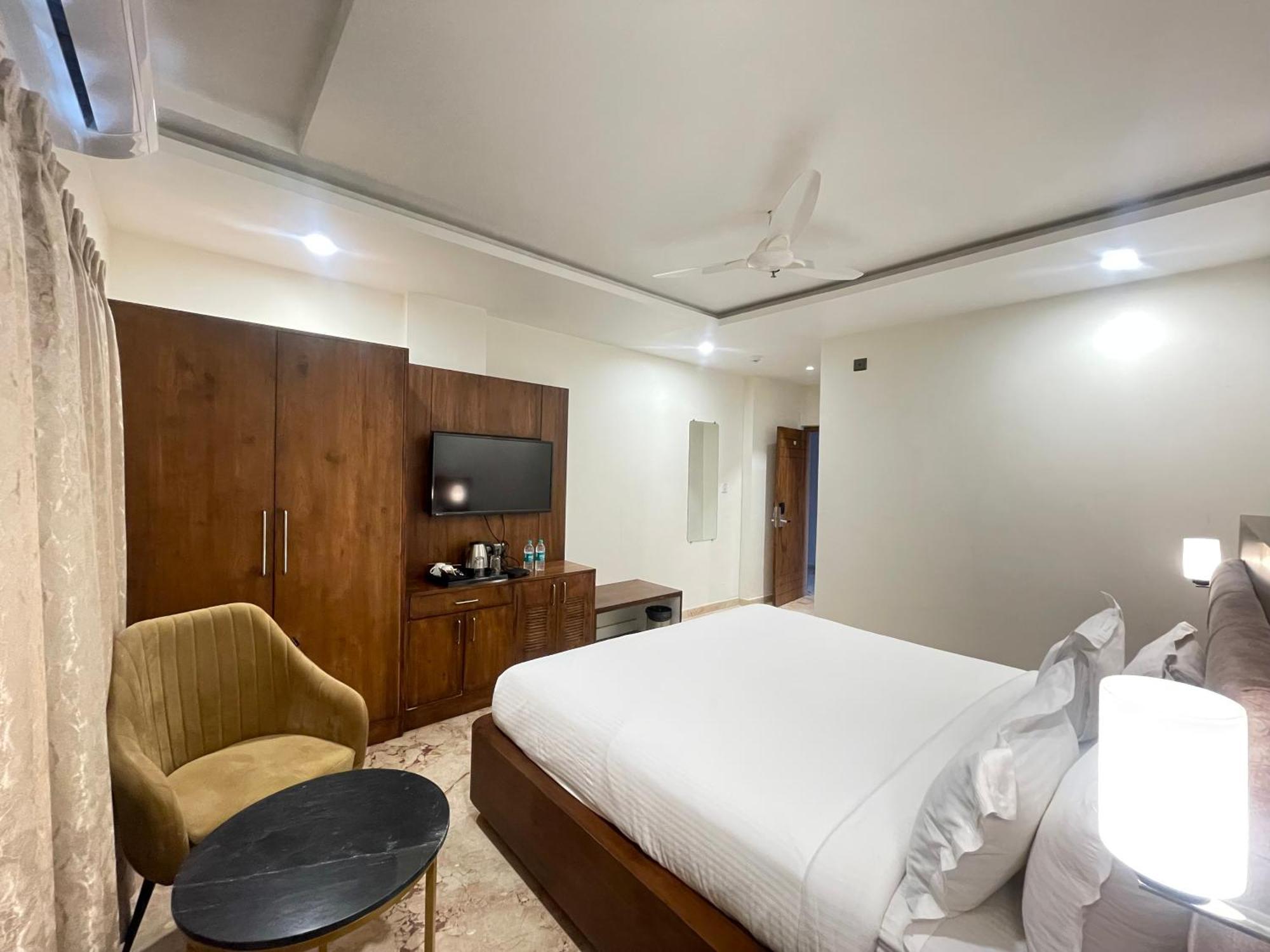 Seasons Sajjangarh Hotel Udaipur Eksteriør billede