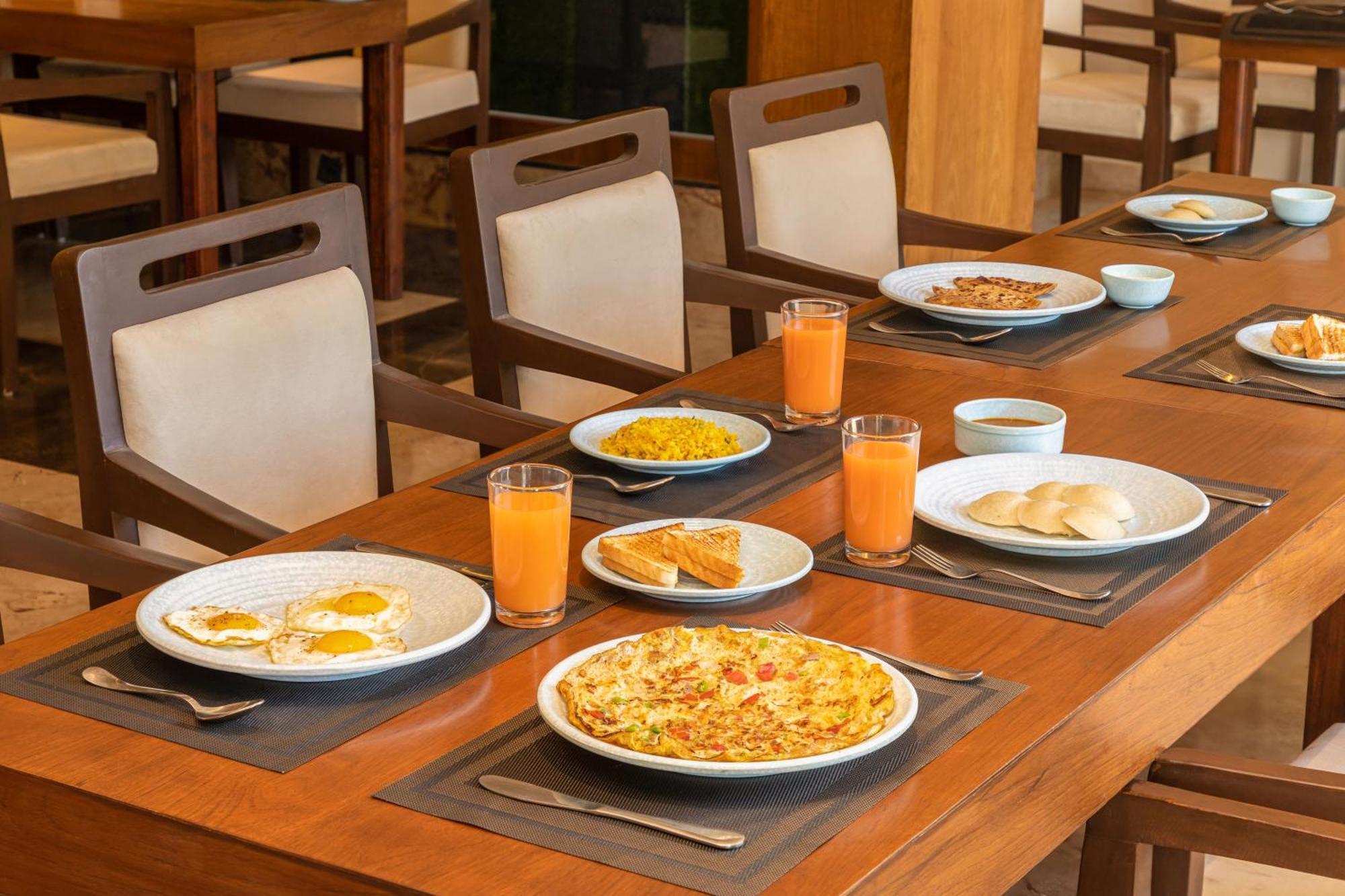 Seasons Sajjangarh Hotel Udaipur Eksteriør billede